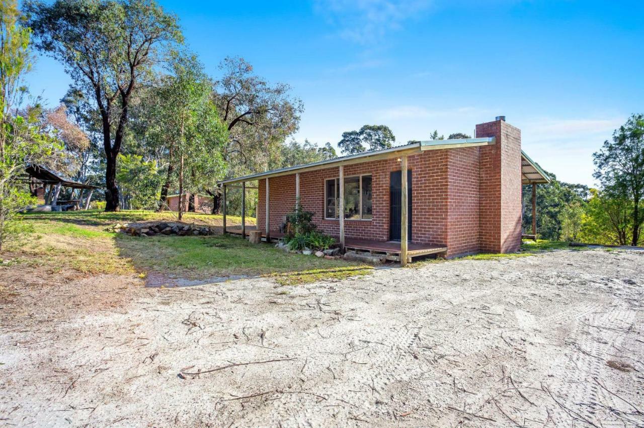 Braeside Cabin Two Alphitonia Central Tilba Exterior foto